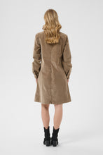 Lade das Bild in den Galerie-Viewer, Cream Brady Cord Kleid