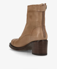 Lade das Bild in den Galerie-Viewer, Victoria Stiefelette
