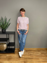 Lade das Bild in den Galerie-Viewer, Annemi Lene - Streifenkuss