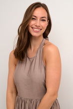 Lade das Bild in den Galerie-Viewer, Culture Amino Kleid