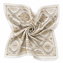 Lade das Bild in den Galerie-Viewer, Silk Touch Bandana