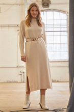 Lade das Bild in den Galerie-Viewer, Isay Saga Kleid