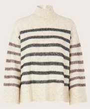 Lade das Bild in den Galerie-Viewer, Masai Fultura Pullover