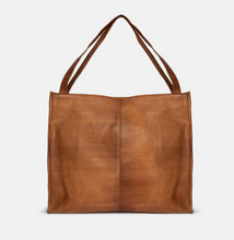 Lade das Bild in den Galerie-Viewer, Aro Tasche