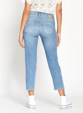 Lade das Bild in den Galerie-Viewer, Gang 94Rubinia Cropped Jeans