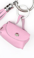 Lade das Bild in den Galerie-Viewer, Anhänger kleine Tasche