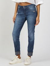 Lade das Bild in den Galerie-Viewer, 94Amelie relexed fit - basic midblue wash