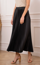 Lade das Bild in den Galerie-Viewer, Plisseerock