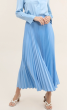 Lade das Bild in den Galerie-Viewer, Plisseerock