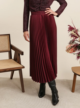 Lade das Bild in den Galerie-Viewer, Plisseerock