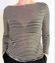 Lade das Bild in den Galerie-Viewer, Langarmshirt Soft Touch