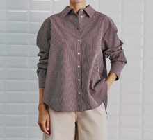 Lade das Bild in den Galerie-Viewer, Bluse Chocolate Stripe