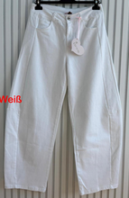 Lade das Bild in den Galerie-Viewer, Jeans Bottel Colour