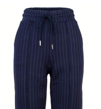 Lade das Bild in den Galerie-Viewer, Nicolada Pin Stripe Hose
