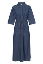 Lade das Bild in den Galerie-Viewer, Dunkelblaues Hemdblusenkleid mit zarten weißen Streifen, durchgeknöpft mit 3/4 Ärmeln als Midikeid Wunderwerk Oldenburg
