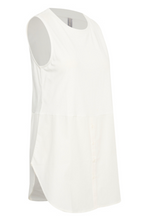 Lade das Bild in den Galerie-Viewer, Blusentop in offwhite, etwas länger mit Seitenschlitzen, perfekt unterm Pullover, Wunderwerk Oldenburg