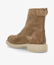 Lade das Bild in den Galerie-Viewer, Shoedesign Copenhagen Dahlia Wildleder