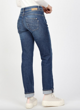 Lade das Bild in den Galerie-Viewer, Gang 94Amelie Straight fit - Standard shady indigo Wunderwerk Oldenburg1