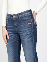 Lade das Bild in den Galerie-Viewer, Gang 94Amelie Straight fit - Standard shady indigo Wunderwerk Oldenburg2