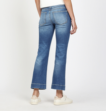 Lade das Bild in den Galerie-Viewer, 94Maxima Kick Flared Fit Jeans von Gang mit hohem Bund und verkürztem weitem Bein Wunderwerk Oldenburg