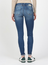 Lade das Bild in den Galerie-Viewer, Gang 94Nikita Skinny fit/Standard indigo basic Wunderwerk Oldenburg1