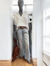 Lade das Bild in den Galerie-Viewer, Bluse mit Kurzarm