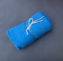 Lade das Bild in den Galerie-Viewer, Schal Lilly