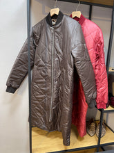 Lade das Bild in den Galerie-Viewer, Steppmantel