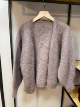 Lade das Bild in den Galerie-Viewer, Cardigan mit Mohair