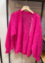Lade das Bild in den Galerie-Viewer, Cardigan mit Mohair