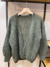Lade das Bild in den Galerie-Viewer, Cardigan mit Mohair