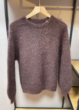 Lade das Bild in den Galerie-Viewer, Mohair Pullover Soft Round