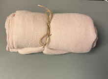 Lade das Bild in den Galerie-Viewer, Schal Lilly