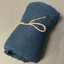 Lade das Bild in den Galerie-Viewer, Schal Lilly