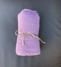 Lade das Bild in den Galerie-Viewer, Schal Lilly