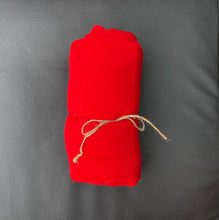 Lade das Bild in den Galerie-Viewer, Schal Lilly