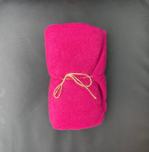 Lade das Bild in den Galerie-Viewer, Schal Lilly