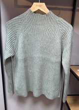 Lade das Bild in den Galerie-Viewer, Pullover Soft Rib