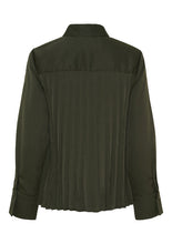Lade das Bild in den Galerie-Viewer, dunkelgrüne Plissebluse mit Hemdkragen und Knopfverschluss, Wunderwerk Oldenburg