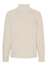 Lade das Bild in den Galerie-Viewer, Strickpullover mit kleinem Stehkragen in offwhwite Wunderwerk Oldenburg
