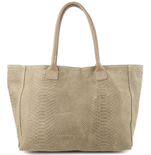 Lade das Bild in den Galerie-Viewer, Beigefarbener Ledershopper mit animalprägung, Wunderwerk Oldenburg