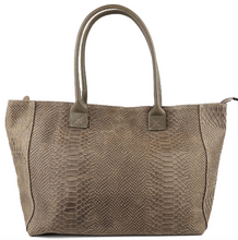 Lade das Bild in den Galerie-Viewer, Brauner Ledershopper mit animalprägung, Wunderwerk Oldenburg