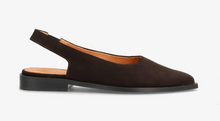Lade das Bild in den Galerie-Viewer, Slingback Ballerina aus Veloursleder in Noir cacao Wunderwerk Oldenburg