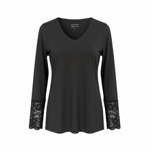 Lade das Bild in den Galerie-Viewer, Spitzenshirt mit V-Ausschnitt