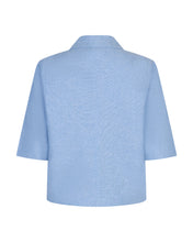 Lade das Bild in den Galerie-Viewer, Hellblauer verkürzter Leinenblazer mit Knopfverschluss und Hemdkragen, Wunderwerk Oldenburg
