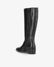 Lade das Bild in den Galerie-Viewer, schwarzer Long Stiefel mit Reißverschluss an der Innenseite Wunderwerk Oldenburg