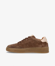 Lade das Bild in den Galerie-Viewer, Brauner Wildleder Sneaker Wunderwerk Oldenburg