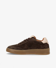 Lade das Bild in den Galerie-Viewer, Dunkelbrauner Wildleder Sneaker Wunderwerk Oldenburg