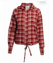 Lade das Bild in den Galerie-Viewer, Karierte Flanell Hoodie Bluse in rot mit Bindeband an Saum