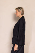 Lade das Bild in den Galerie-Viewer, Zhrill Blazer Helen
